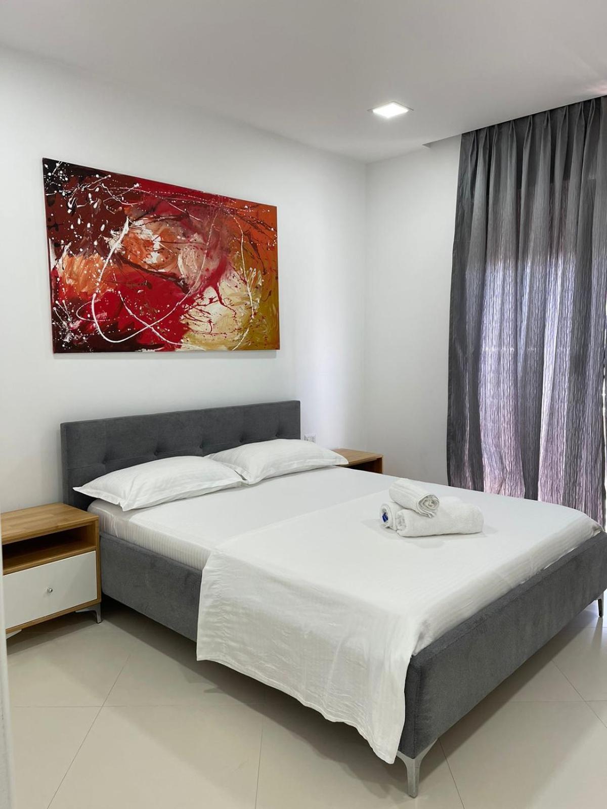 Hotel Adria Shëngjin Εξωτερικό φωτογραφία