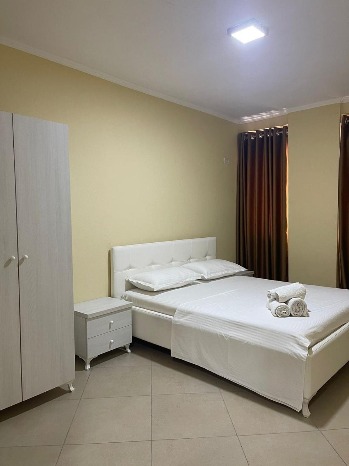 Hotel Adria Shëngjin Εξωτερικό φωτογραφία