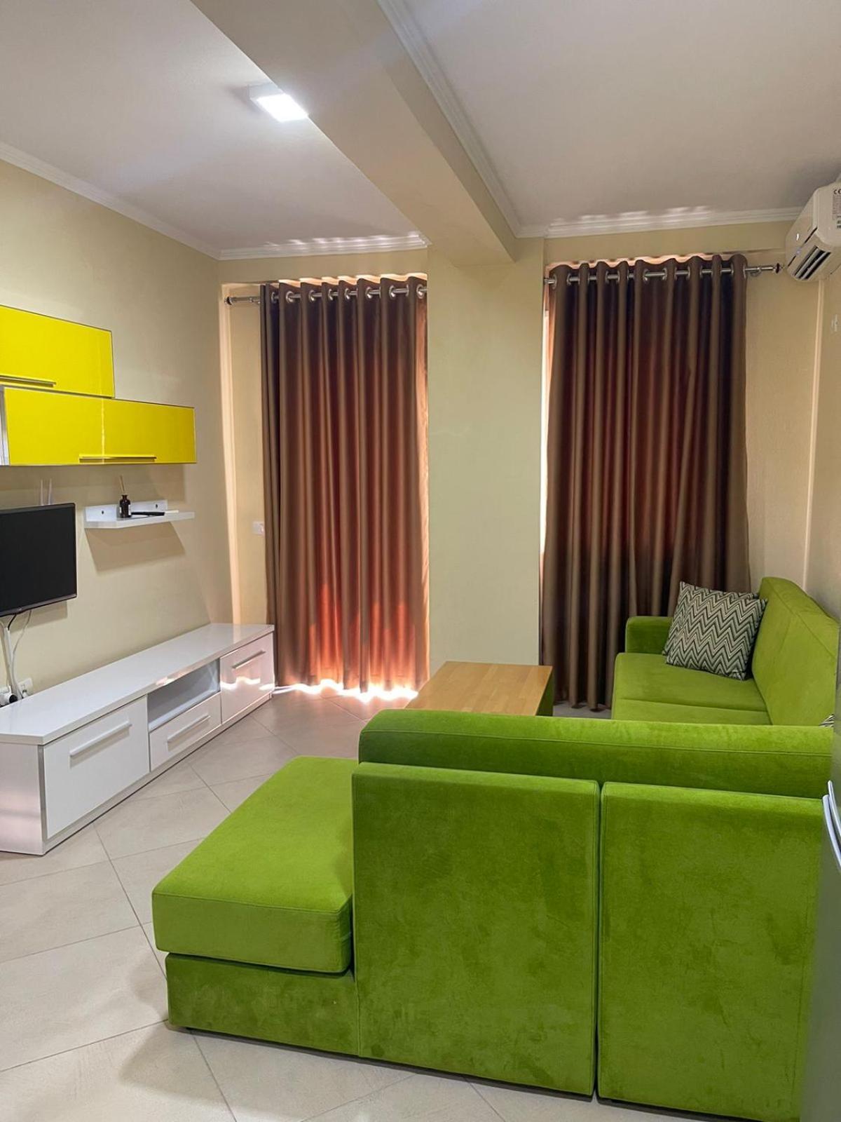 Hotel Adria Shëngjin Εξωτερικό φωτογραφία