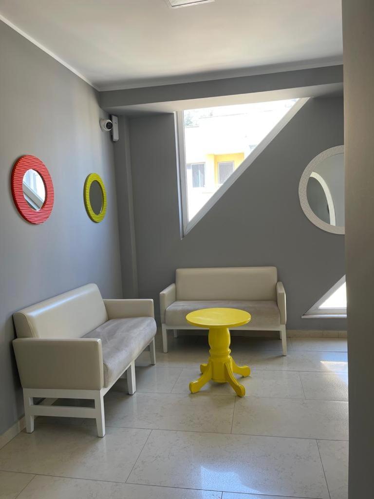 Hotel Adria Shëngjin Εξωτερικό φωτογραφία