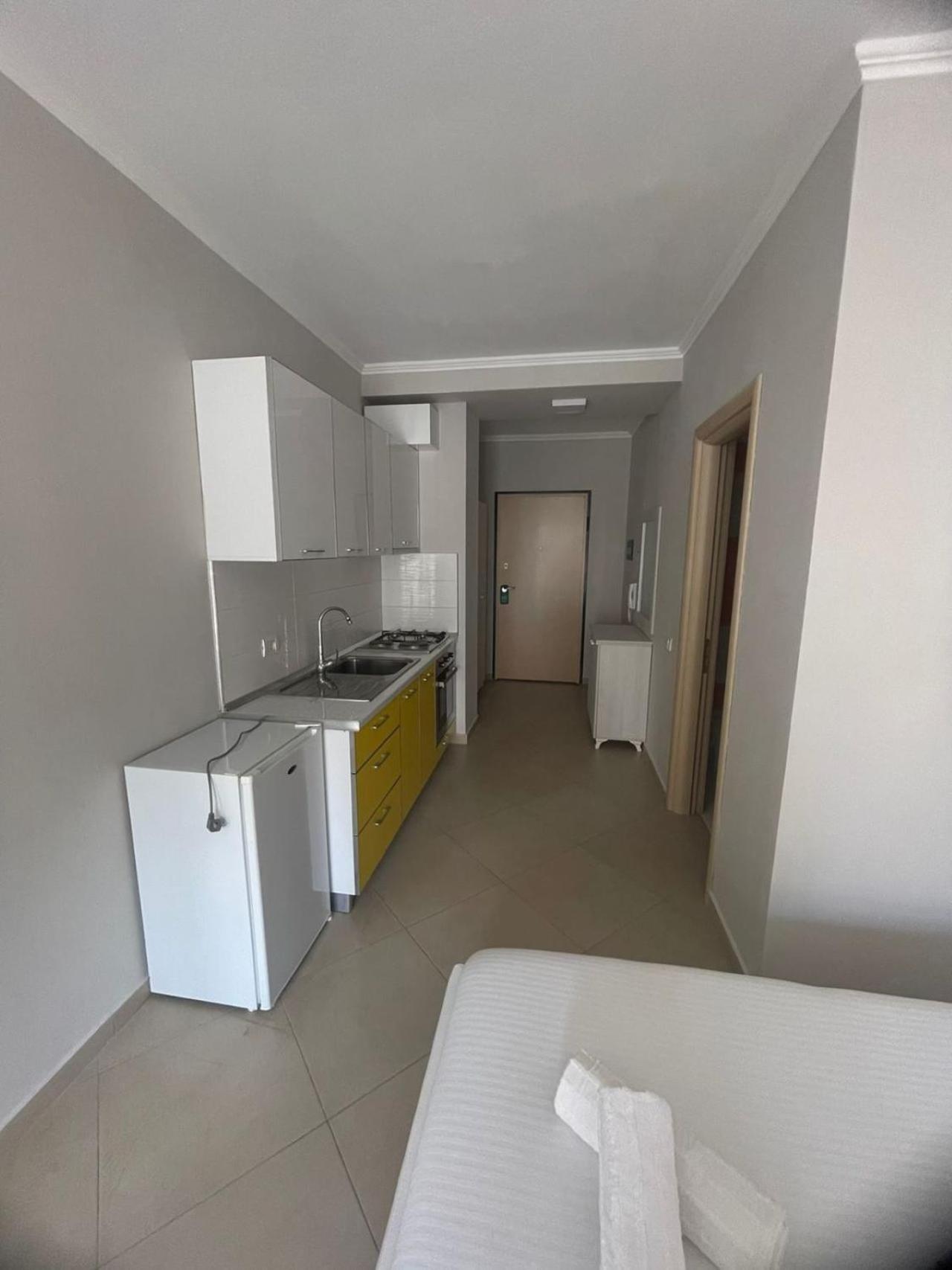 Hotel Adria Shëngjin Εξωτερικό φωτογραφία